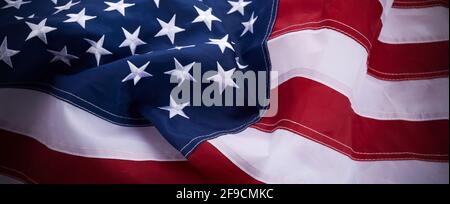 Stella ondulata e bandiera americana a righe Foto Stock