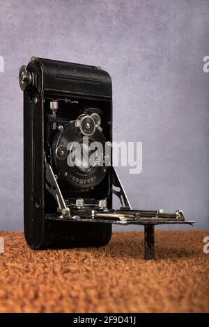 Houghton and Butcher, telecamera a soffietto pieghevole. N. 6 Carbine tascabile da orologio Foto Stock