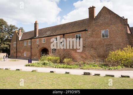 Fulham Palace, la casa storica e i giardini del vescovo di Londra su Bishop's Avenue, Fulham, Londra, SW6, Inghilterra, REGNO UNITO Foto Stock