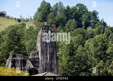 El Peñol, Antioquia / Colombia - 02 febbraio 2020. El Peñol è un comune della Colombia, situato nella regione orientale del dipartimento di Antanti Foto Stock