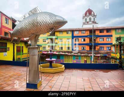 Guatape, Antioquia / Colombia - 02 febbraio 2020. Comune turistico delle Ande a nord-ovest della Colombia e ad est di Medellín. E' famoso per la sua Foto Stock