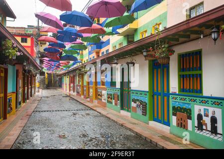 Guatape, Antioquia / Colombia - 02 febbraio 2020. Comune turistico delle Ande a nord-ovest della Colombia e ad est di Medellín. E' famoso per la sua Foto Stock