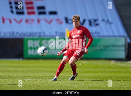 CASA Arena Horsens, Horsens, Danimarca. 18 Apr 2021. Lyngby's Victor Torp durante Lyngby su CASA Arena Horsens, Horsens, Danimarca. Kim Price/CSM/Alamy Live News Foto Stock