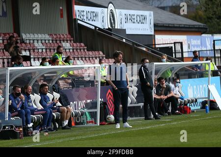 Il manager Joseph Adrian Montemurro (Arsenal) con gli occhi nel prossimo round durante la partita della Vitality Womens fa Cup tra Arsenal e Gilligham a Meadow Park, Londra, Inghilterra. Foto Stock