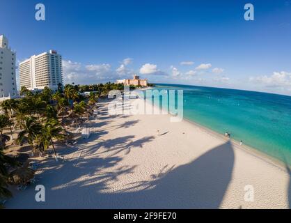 Aruba Marzo 2021, Hotel di lusso a Palm Beach Aruba Caribbean Foto Stock