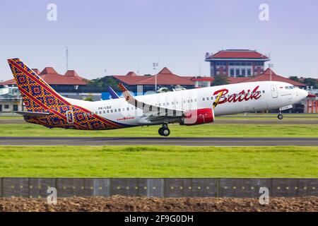 Giacarta, Indonesia - 27 gennaio 2018: Aereo Batik Boeing 737 all'aeroporto Soekarno-Hatta di Giacarta (CGK) in Indonesia. Foto Stock