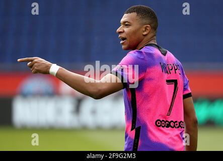 Kylian Mbappe del PSG celebra il traguardo vincente di Mauro Icardi durante il campionato francese Ligue 1 partita di calcio tra Parigi Saint-Germain (PSG) e COME Saint-Etienne (ASSE) il 18 aprile 2021 allo stadio Parc des Princes di Parigi, Francia - Foto Jean Catuffe / DPPI Foto Stock