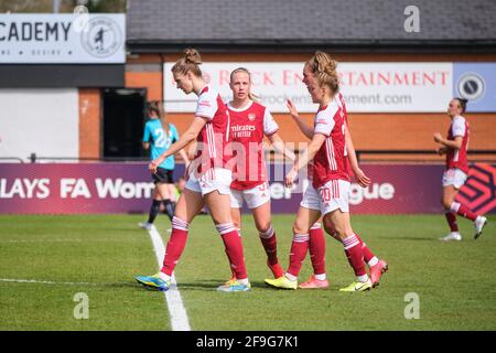 Crawley, Regno Unito. 18 Apr 2021. Arsenal festeggia l'obiettivo durante la partita fa Cup tra Arsenal e Gillingham a Meadow Park a Borehamwood Credit: SPP Sport Press Photo. /Alamy Live News Foto Stock