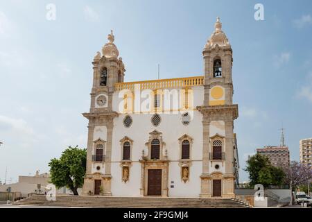 Chiesa Igreja do Carmo, Faro, Algarve, Portogallo Foto Stock