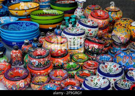 Ceramica, ceramica, souvenir, stand souvenir, Pasabag, Cappadocia, Turchia Foto Stock