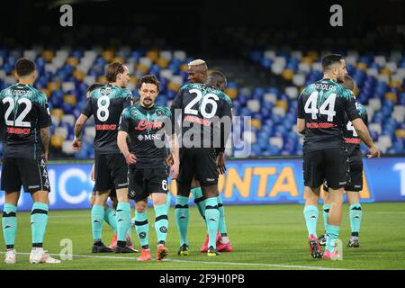 Napoli, Campania, Italia. 18 Apr 2021. Durante la Serie a Italiana Calcio SSC Napoli vs FC Inter il 18 aprile 2021 allo stadio Diego Armando Maradona di Napoli.in foto: Calcio Napoli Credit: Fabio Sasso/ZUMA Wire/Alamy Live News Foto Stock