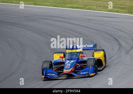 Birmingham, Alabama, Stati Uniti. 17 Apr 2021. ALEXANDER ROSSI (27) degli Stati Uniti pratica per l'Honda Indy Grand Prix di Alabama al Barber Motorsports Park di Birmingham, Alabama. Credit: Eddie Hurskin Grindstone Media/ASP/ZUMA Wire/Alamy Live News Foto Stock