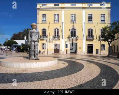 Scultura di Dom Sebastiao in Lagos - Costa Algarve di Portogallo Foto Stock