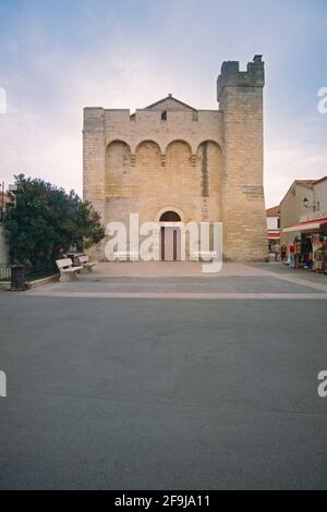 Francia, Provenza, Camargue, Saintes Maries de la Mer, Santuario della Chiesa di Notre Dame de la Mer Foto Stock