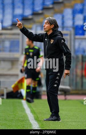 Roma, Italia. 18 Apr 2021. Filippo Inzaghi allenatore di Benevento Calcio reagisce durante la gara di Campionato Italiano Serie A 2020-2021 tra S.S. Lazio e Benevento Calcio allo Stadio Olimpico.Punteggio finale; SS Lazio 5:3 Benevento Calcio. Credit: SOPA Images Limited/Alamy Live News Foto Stock