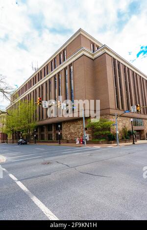 Lancaster, Pennsylvania, USA - 18 aprile 2021: Il tribunale della contea di Lancaster a Lancaster City, Pennsylvania. Foto Stock