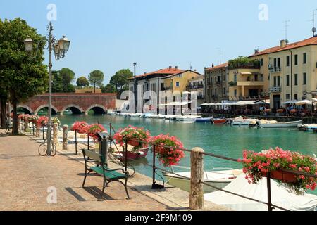 Peschiera del Garda, Lago di Garda, Lago di Garda, Gardasee, Italia Foto Stock