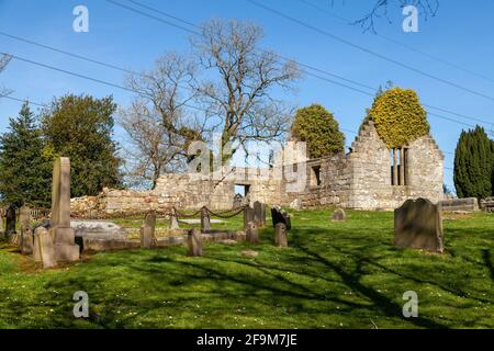 La chiesa di Culross West Kirk a Fife è stata presentata nella prima stagione Della serie Outlander TV Foto Stock