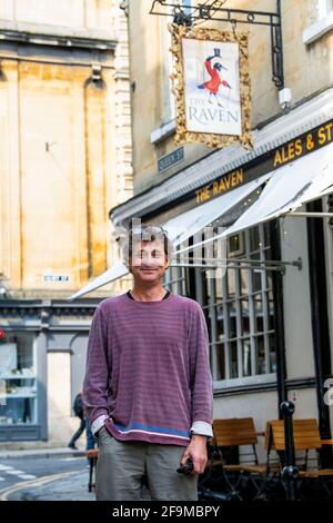 Rod Humphris padrone del pub Raven a Bath, Somerset, che ha cacciato il leader laburista Sir Kier Starmer fuori dal pub durante una fila riscaldata sopra il blocco. Foto Stock