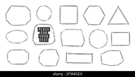 Set di cornici disegnate a mano isolate su sfondo bianco. Illustrazione vettoriale dello schizzo grafico lineare Illustrazione Vettoriale