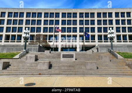 Washington, DC - 3 aprile 2021: Il Frances Perkins Department of Labor Building. È la sede del Dipartimento del lavoro, vicino al Campidoglio degli Stati Uniti. Foto Stock