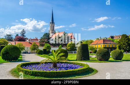 Chiesa parrocchiale Maria Hietzing vicino al Palazzo di Schonbrunn, Vienna, Austria Foto Stock