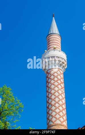 La Moschea di Dzhumaya è il principale tempio musulmano di Plovdiv. È uno dei più antichi edifici religiosi ottomani dei Balcani. È stato costruito subito dopo il Foto Stock