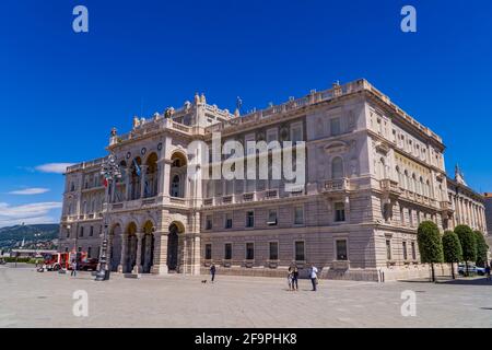 Trieste, Italia - 23 luglio 2020 - Piazza Unità d'Italia, la piazza principale di Trieste Foto Stock