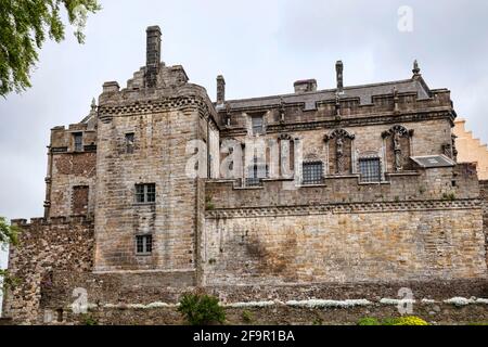 Figure e statue sulle pareti del Castello di Stirling, Scozia Foto Stock
