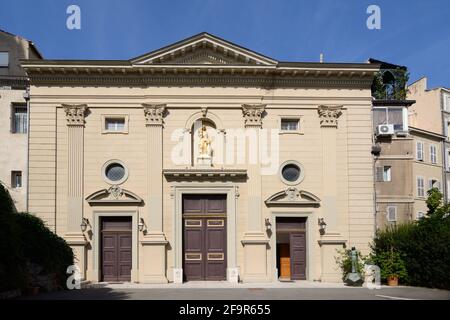 façade neoclassica della Chiesa 'nuova' (1824-1826) della Chiesa O Eglise Notre-Dame-des-Accoules Accoules Marsiglia Provenza Francia Foto Stock