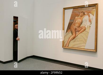 IL RITRATTO DI LUCIAN FREUD DI KATE MOSS VA IN VENDITA A CHRISTIES, SOUTH KENSINGTON. PILSTON Foto Stock