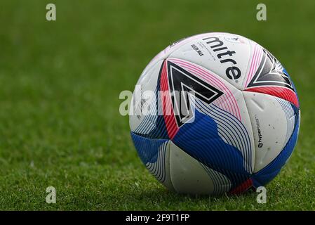 EFL Sky Bet Championship Mitre delta max palla di partita Foto Stock