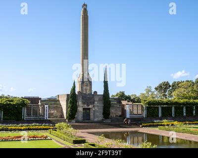 AUCKLAND, NUOVA ZELANDA - 16 aprile 2021: Veduta del memoriale di Michael Joseph Savage a Bastion Point Foto Stock