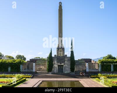 AUCKLAND, NUOVA ZELANDA - 16 aprile 2021: Veduta del memoriale di Michael Joseph Savage a Bastion Point Foto Stock