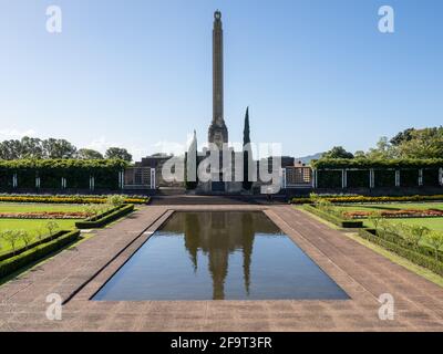 AUCKLAND, NUOVA ZELANDA - 16 aprile 2021: Veduta del memoriale di Michael Joseph Savage a Bastion Point Foto Stock