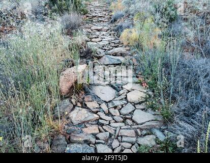 Sentiero in pietra, camino Real, tra villaggi di montagna su Gran Canaria, Isole Canarie, Spagna Foto Stock
