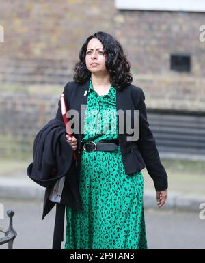 Londra, Inghilterra, Regno Unito. 20 Apr 2021. Direttore medico delle cure primarie per NHS Inghilterra. NIKKI KANANI è visto a Downing Street prima della conferenza stampa con il primo ministro Boris Johnson. Credit: Tayfun Salci/ZUMA Wire/Alamy Live News Foto Stock