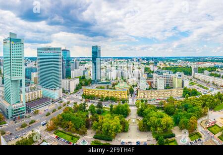 Vista aerea del parco swietokrzyski e del centro di Varsavia dal palazzo della cultura e della scienza. Foto Stock