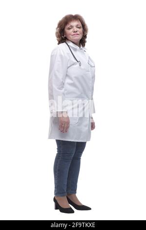 in piena crescita. medico femminile qualificato con uno stetoscopio Foto Stock