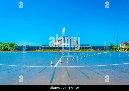 Wroclaw fontana multimediale di fronte alla sala Stulecia, Polonia Foto Stock