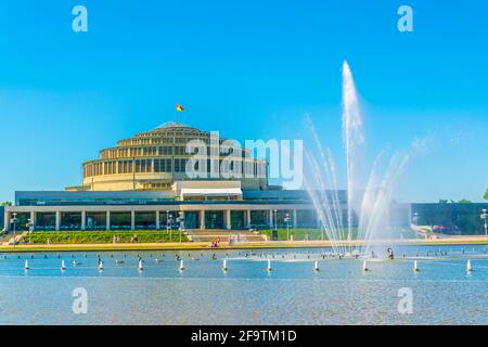 Wroclaw fontana multimediale di fronte alla sala Stulecia, Polonia Foto Stock