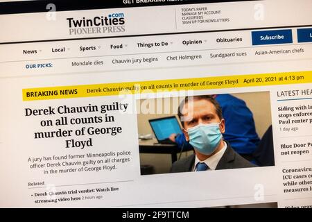 Immediata reazione web alla condanna di Derek Chavin per l'omicidio di George Floyd sul sito web Twin Cities Pioneer Press (Minnesota), 20 aprile 2021. Foto Stock