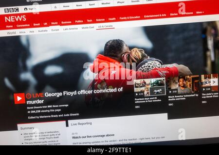 Immediata reazione web alla condanna di Derek Chauvin per omicidio di George Floyd sul sito web della BBC News, 20 aprile 2021. Foto Stock