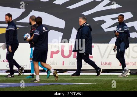 Newport, Regno Unito. 20 Apr 2021. John Yems, direttore della città di Crawley, in vista del calcio d'inizio della seconda partita EFL, Newport County contro Crawley Town alla Rodney Parade di Newport, Galles, martedì 20 aprile 2021. Questa immagine può essere utilizzata solo per scopi editoriali. Solo per uso editoriale, è richiesta una licenza per uso commerciale. Nessun utilizzo nelle scommesse, nei giochi o nelle pubblicazioni di un singolo club/campionato/giocatore. pic by Lewis Mitchell/Andrew Orchard sports photography/Alamy Live news Credit: Andrew Orchard sports photography/Alamy Live News Foto Stock