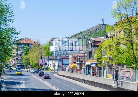 PLOVDIV, BULGARIA, 7 APRILE 2015: La città bulgara di plovdiv è famosa per le sue antiche rovine, la storica città vecchia e i pittoreschi monumenti, come aly Foto Stock