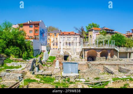 PLOVDIV, BULGARIA, 7 APRILE 2015: Forum antico con Odeon nel centro storico di Plovdiv, Bulgaria. Foto Stock