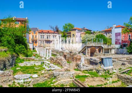 PLOVDIV, BULGARIA, 7 APRILE 2015: Forum antico con Odeon nel centro storico di Plovdiv, Bulgaria. Foto Stock