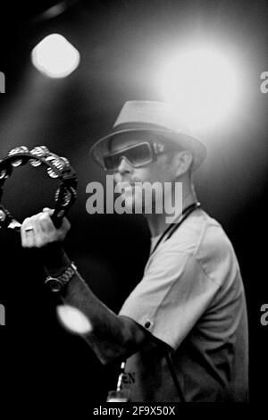 Ian Brown, V2002, Hylands Park, Chelmsford, Essex, Regno Unito - 17 agosto 2002 Foto Stock