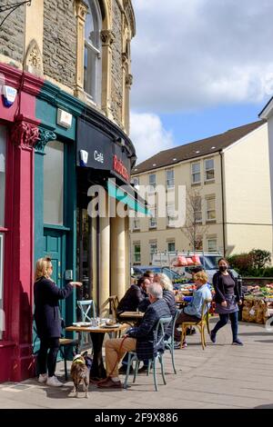 Cotham Hill Rd a Bristol è stato pedonale. Rubicontoo Cafe Foto Stock