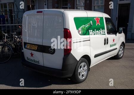 Heineken Beer Company Car ad Amsterdam Paesi Bassi 25-3-2020 Foto Stock